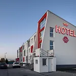 171 3* Hegyeshalom