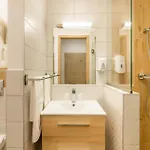 171 Hotel 3*