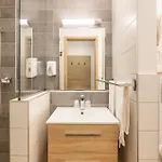 Hotel 171 3*