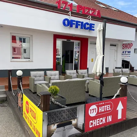 Autohof 171 מוטל 3*