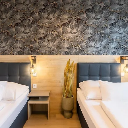 Autohof 171 מוטל היישאלום