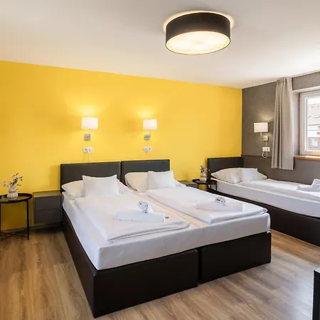 171 Hotel Hegyeshalom