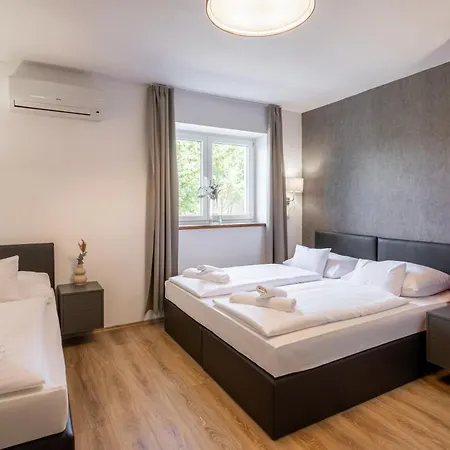 Hotel 171